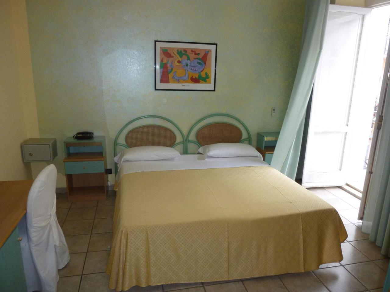 Mediterraneo Palace Hotel Amantea Esterno foto